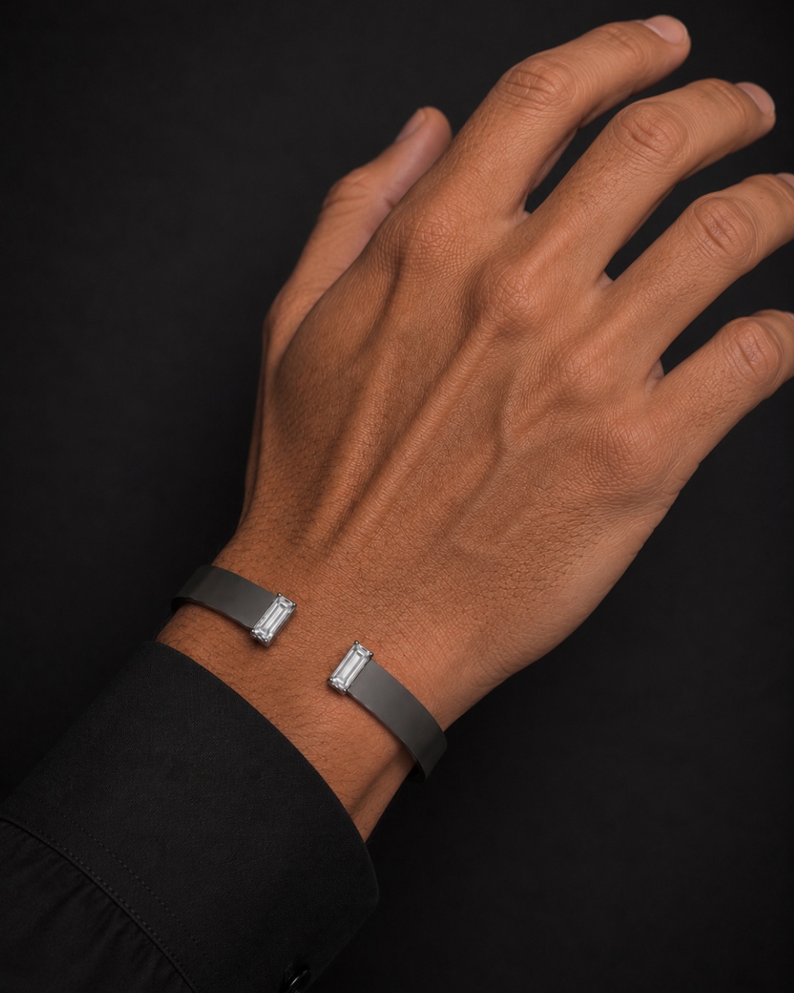 Titanium Open Band Baguette Diamond Bracelet — Titanium by LVC, Diamond House Roma — vista 3